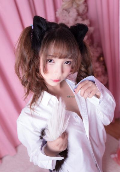 动漫美女被狂揉下部