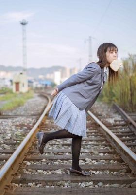 年轻的女学生2